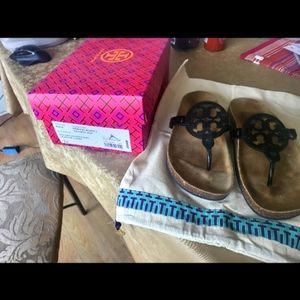 Tory burch miller cloud slides, very good condition